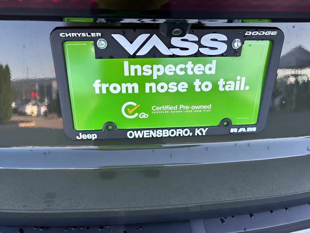 Used 2025 Green Hyundai SEL image 46