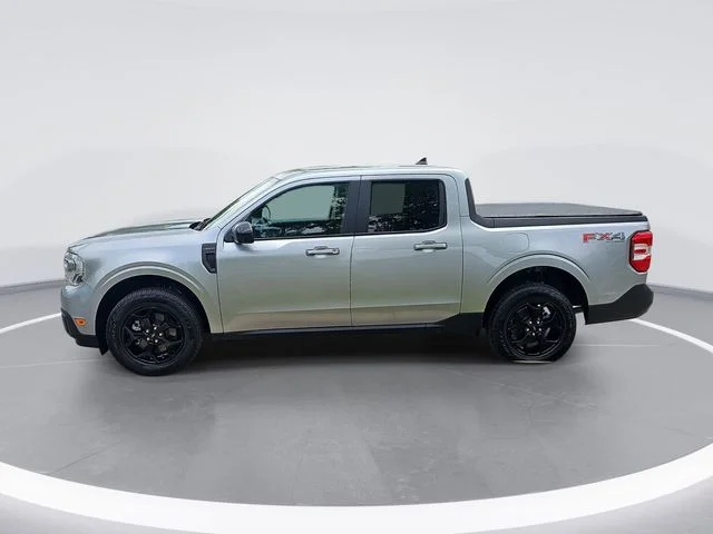 Used 2024 Silver Ford Lariat image 2