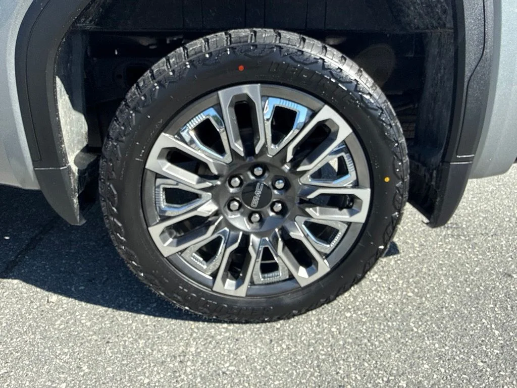 Used 2023 Gray GMC Denali Ultimate image 20