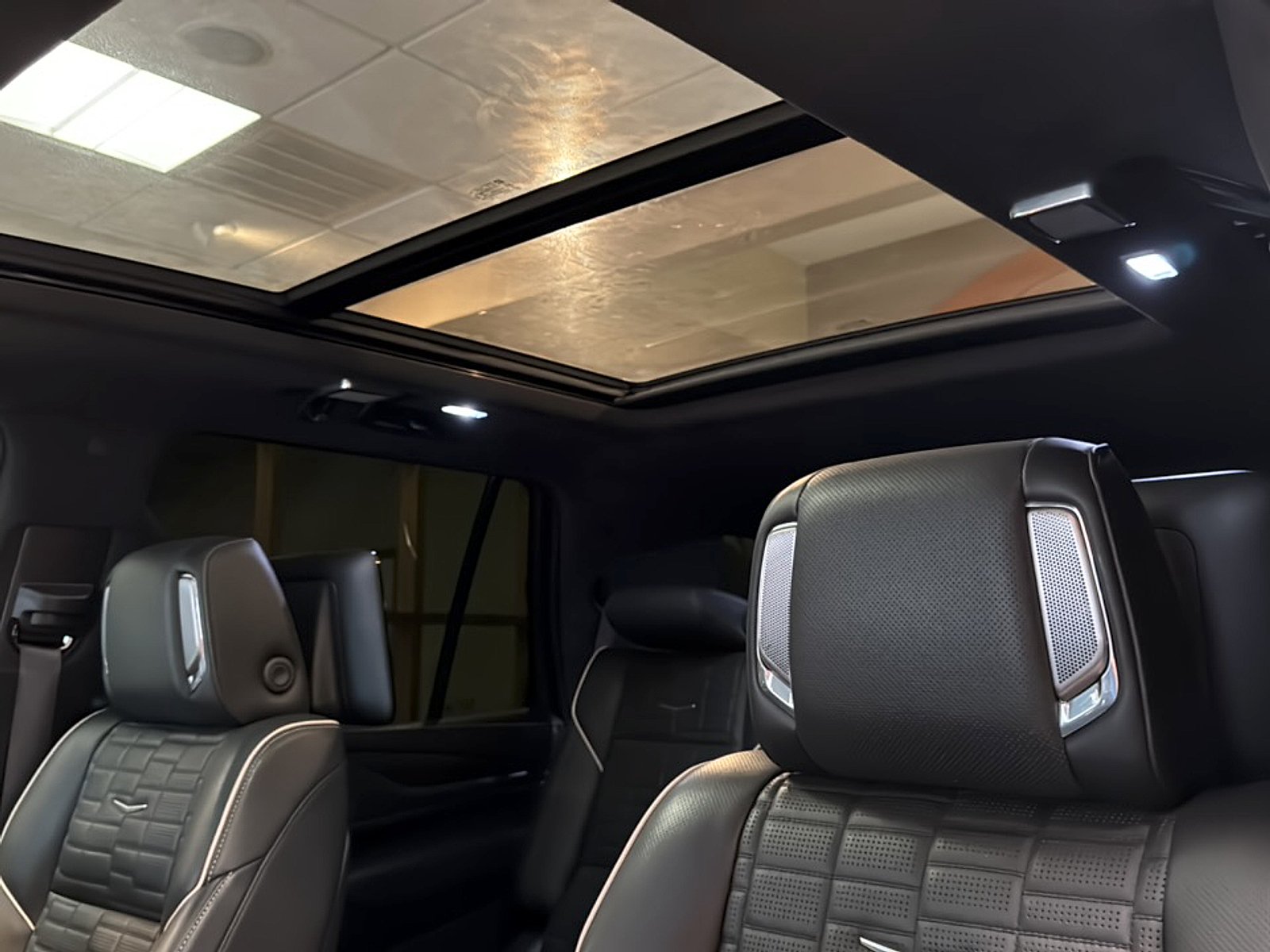 Used 2022 Black Raven Cadillac 4WD Sport Platinum image 11