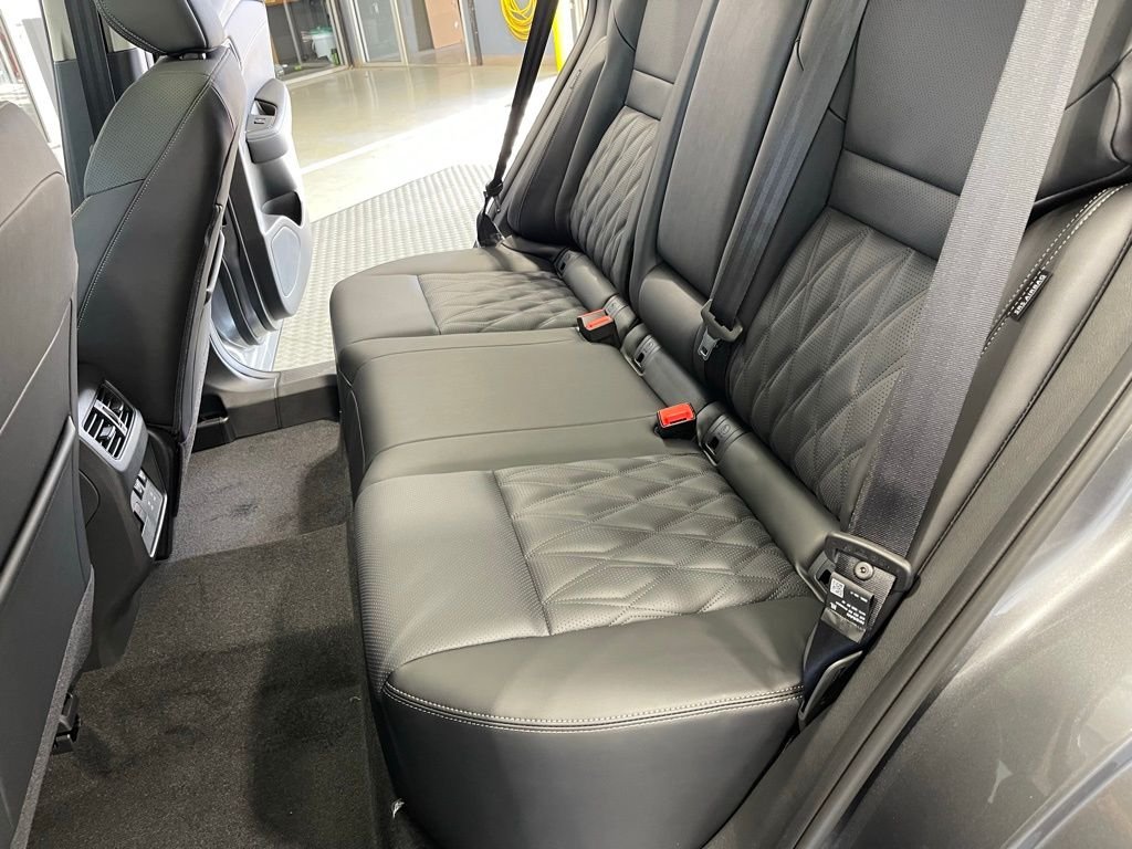 2026 Nissan Rogue Platinum - Photo 18