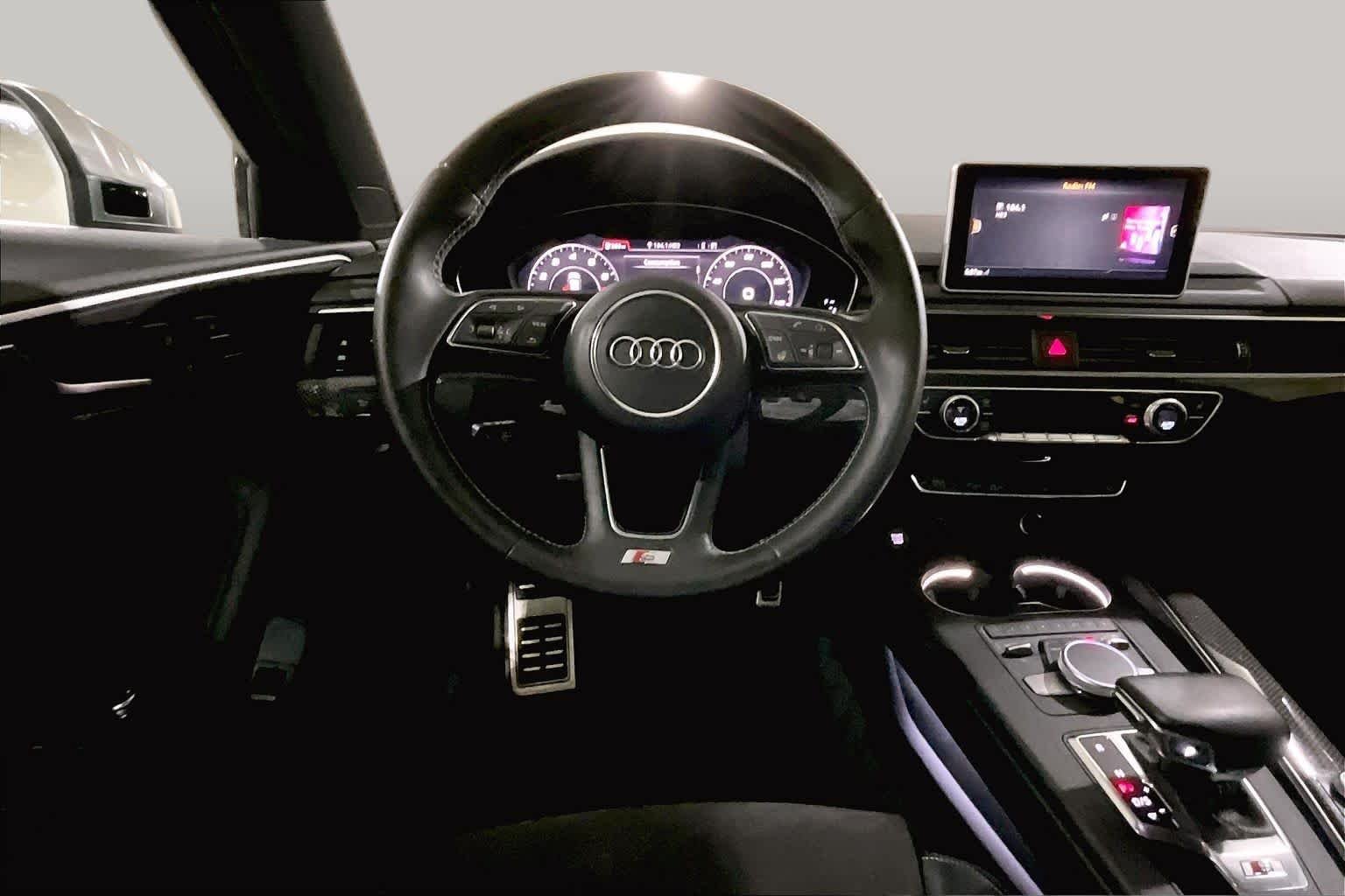 Used 2018 GRAY Audi Premium Plus image 5