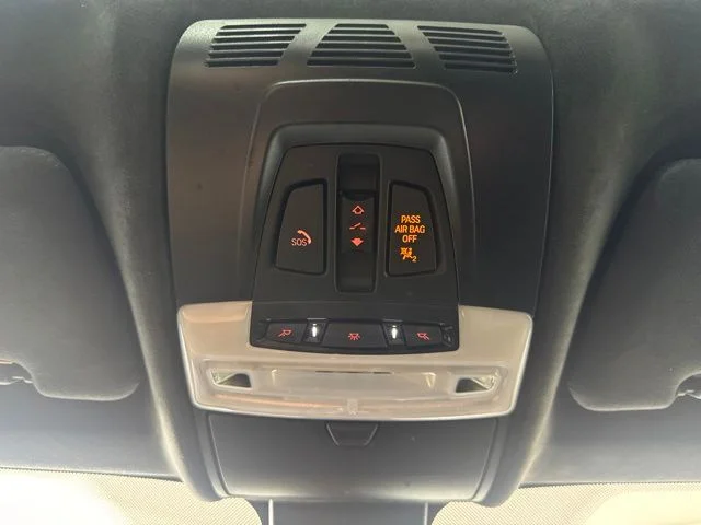 Used 2017 White Metallic BMW Base image 14