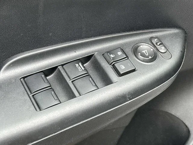 Used 2015 Silver Honda EX image 27
