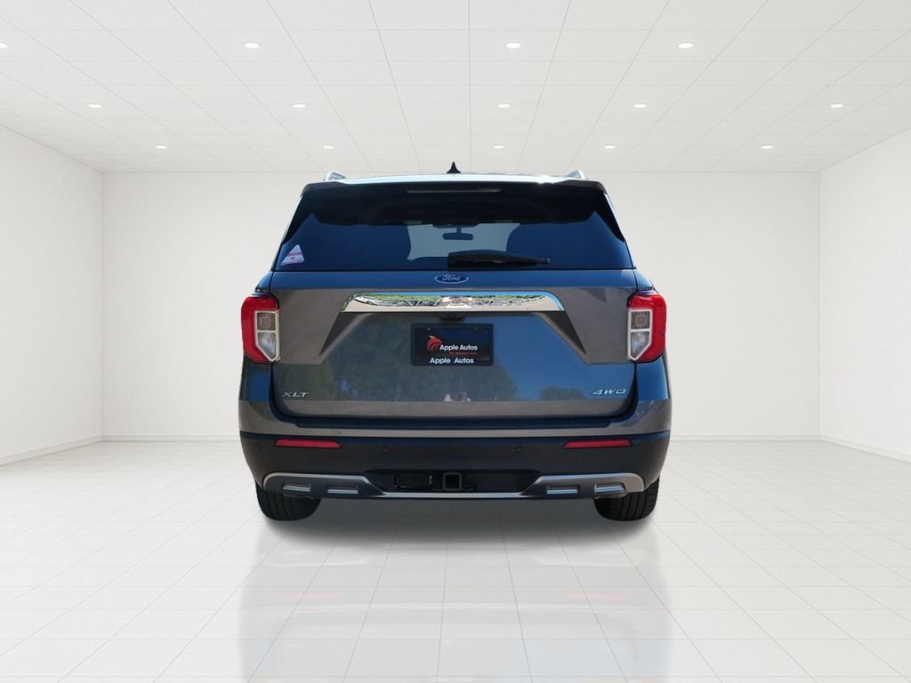 Certified Used 2022 Gray Ford XLT image 5