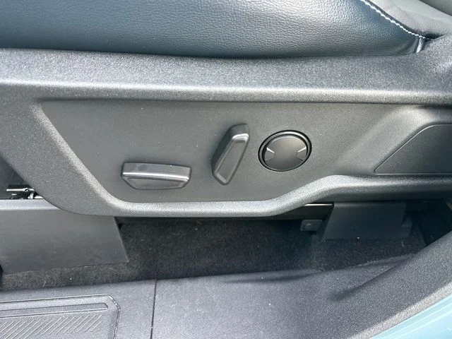 Used 2022  Ford Outer Banks image 20