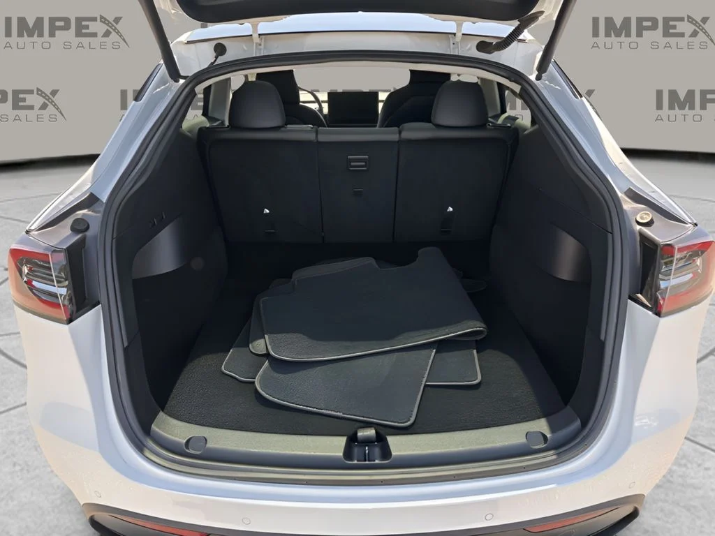 Used 2022 White Tesla Performance image 31