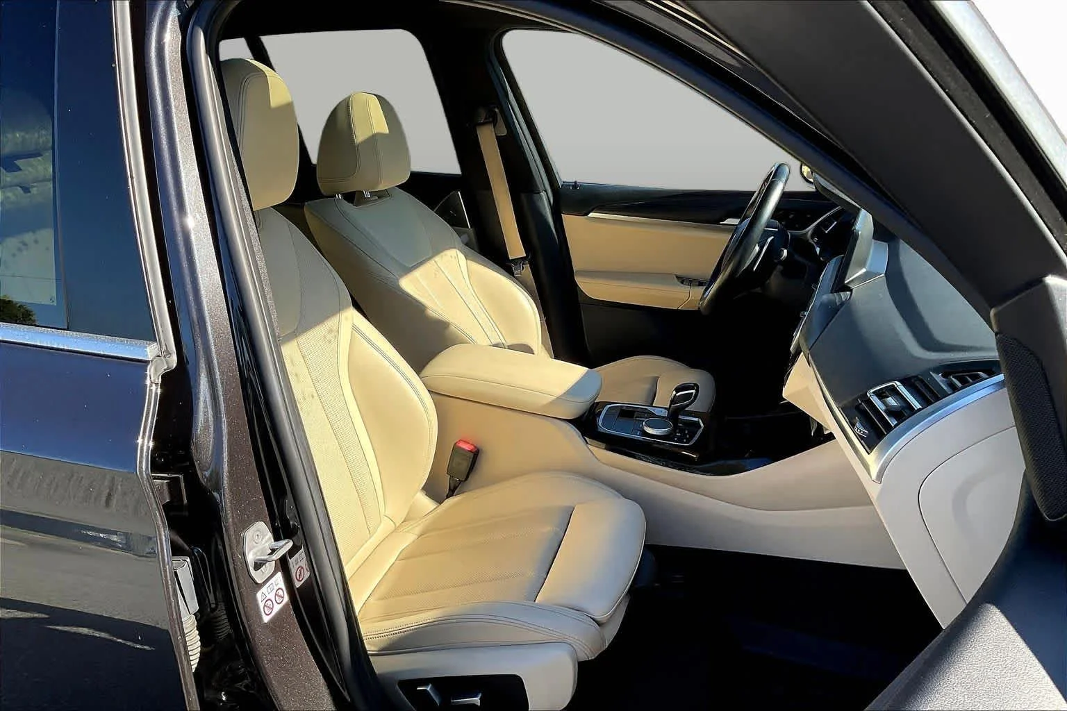 Used 2022 Brooklyn Grey Metallic BMW xDrive30i image 9