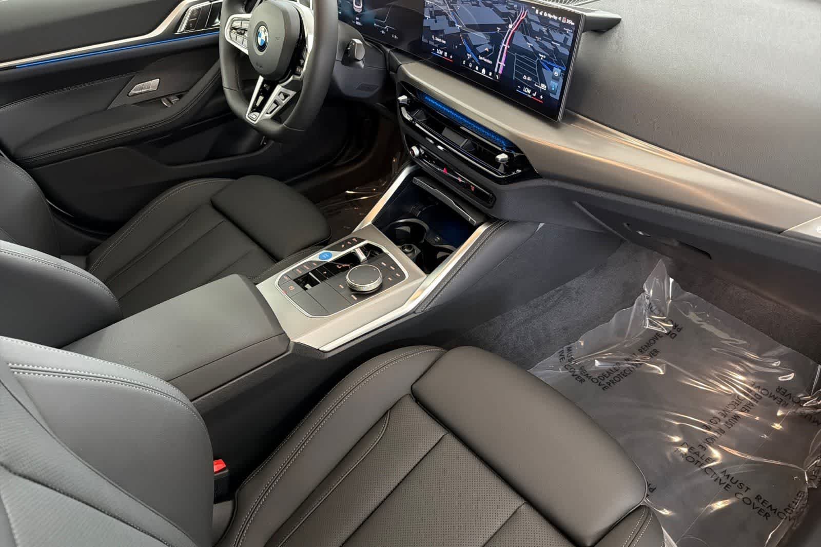 New 2026 Mineral White Metallic BMW eDrive40 image 15