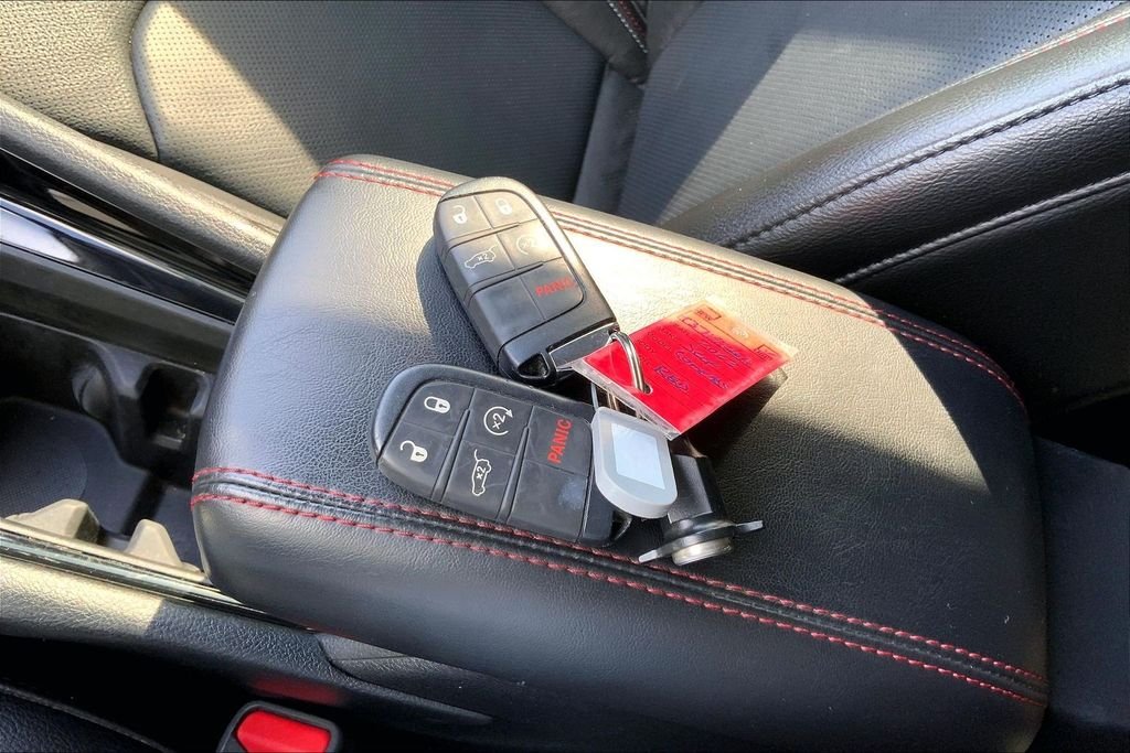 Used 2022 Red Jeep Trailhawk image 34