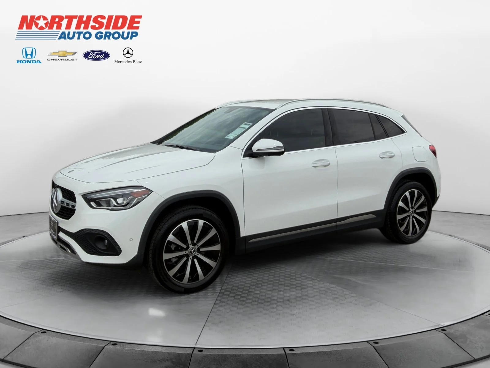 Used 2023 Polar White Mercedes-Benz GLA 250 image 3