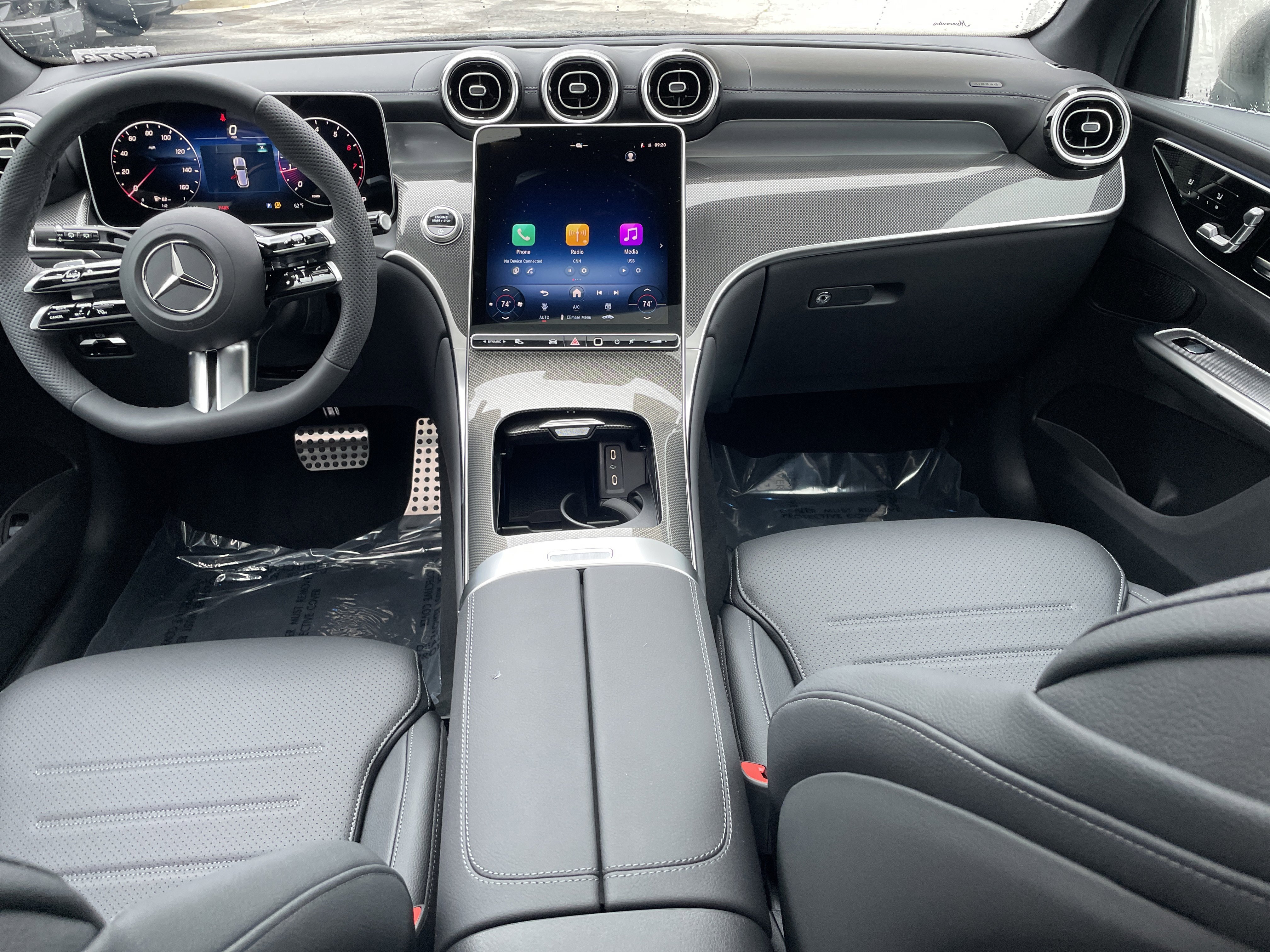 New 2026 Black Mercedes-Benz GLC 300 SUV image 24