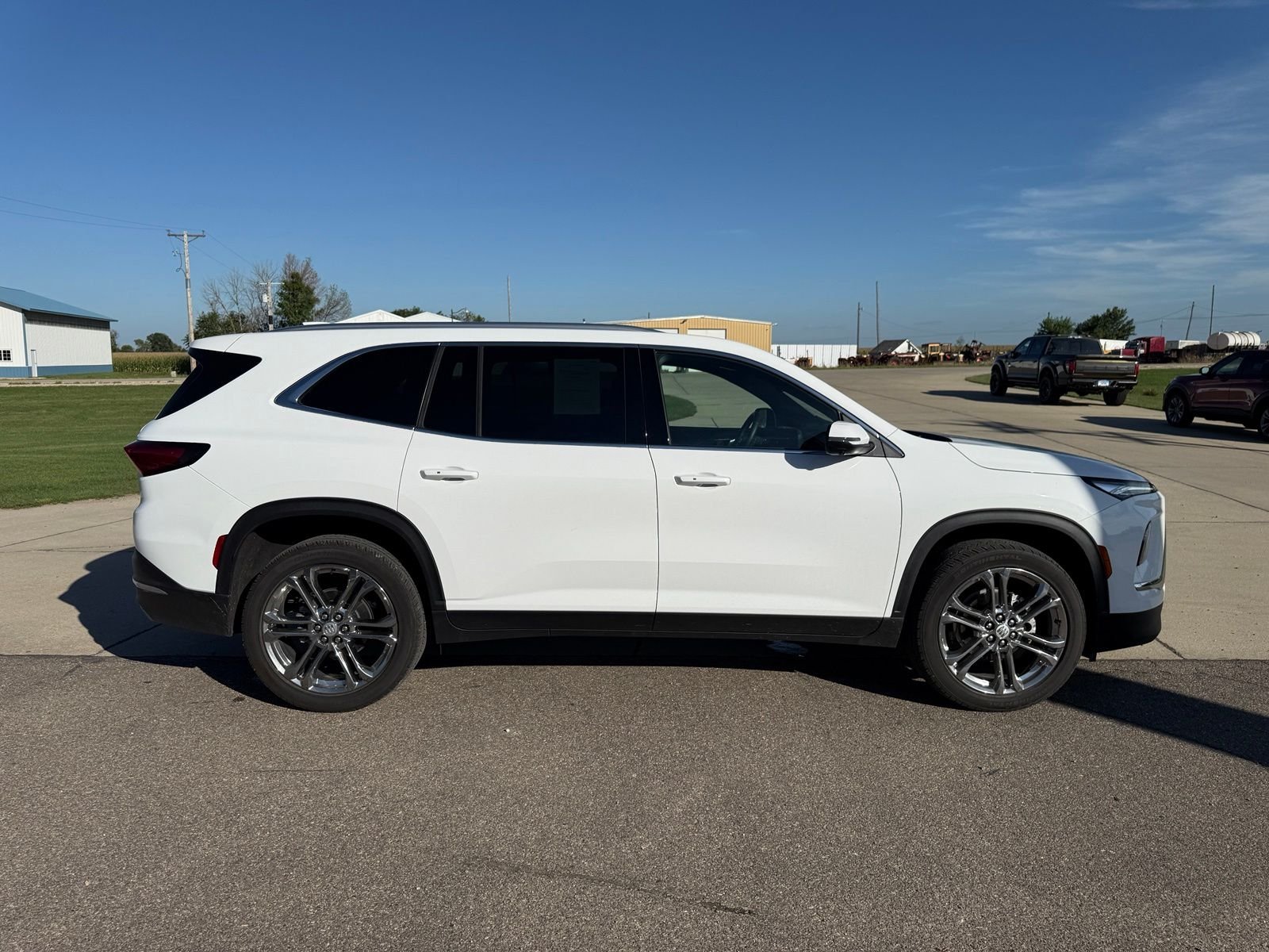 Used 2026 Summit White Buick Preferred image 9