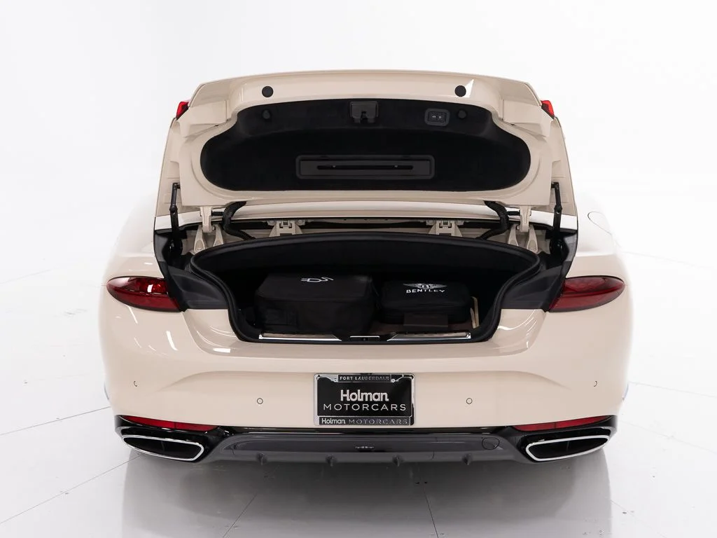 New 2026 Magnolia Bentley Azure image 48