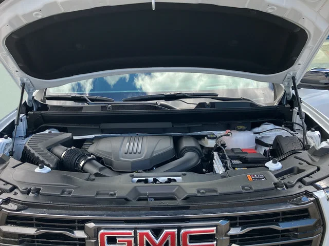 2026 GMC Acadia AT4 - Photo 30