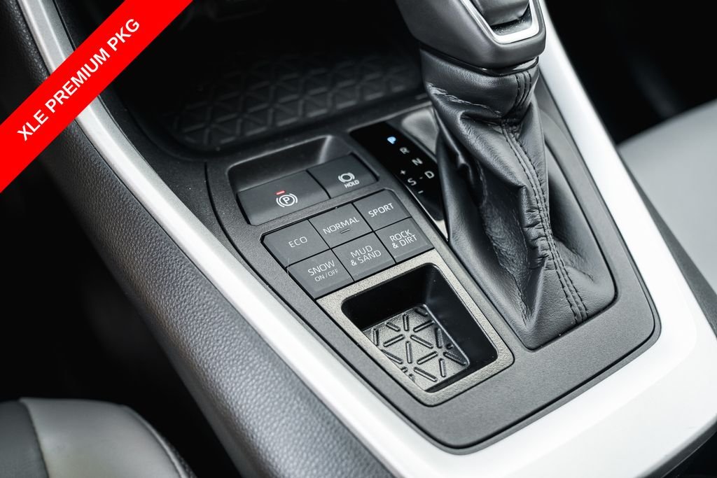 2024 Toyota RAV4 XLE Premium - Photo 19