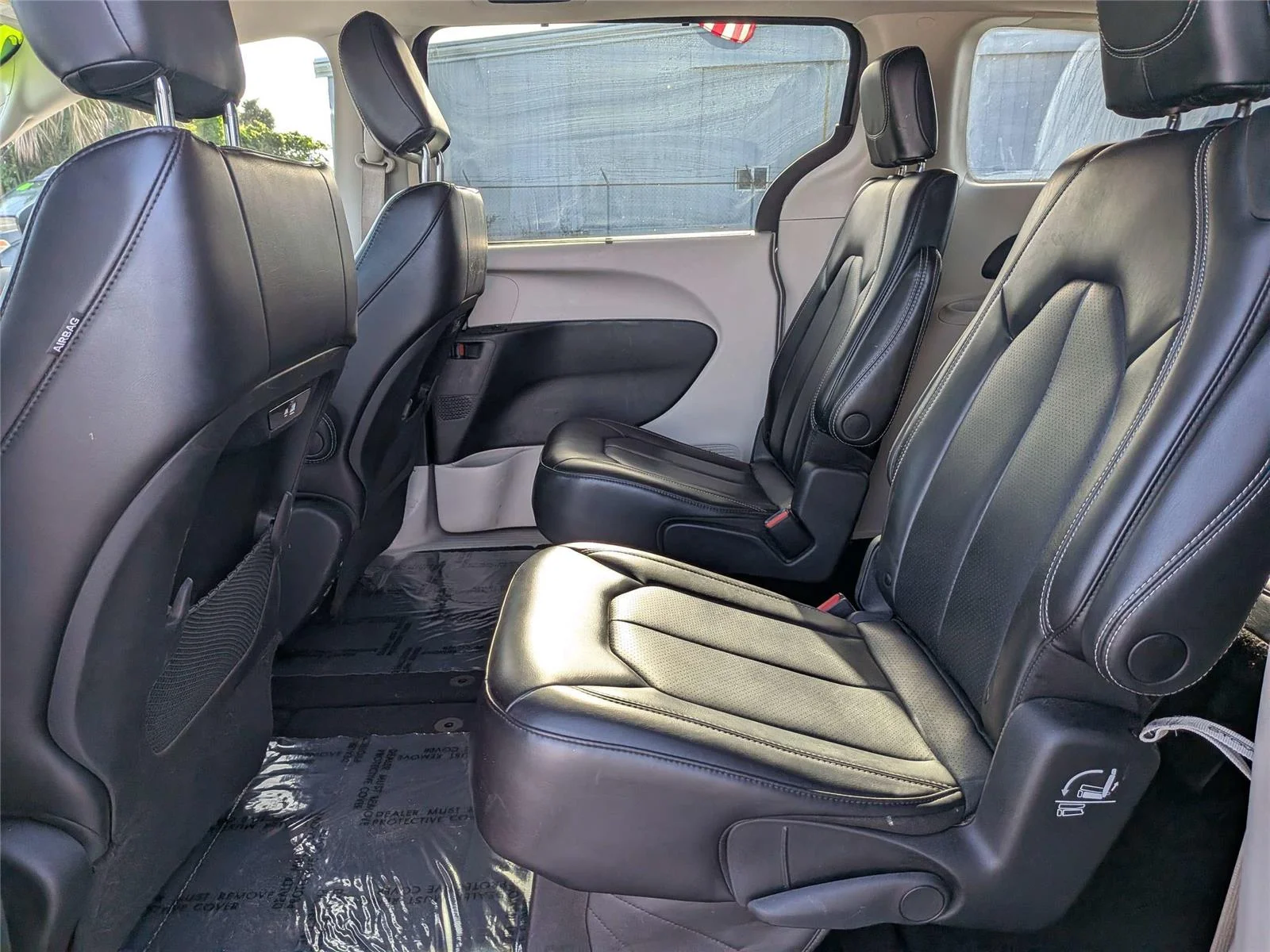 Used 2023 Gray Chrysler Touring L image 14