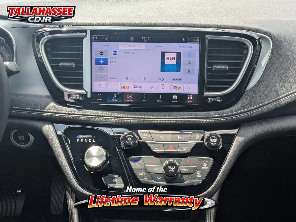 2026 Chrysler Pacifica Limited - Photo 21