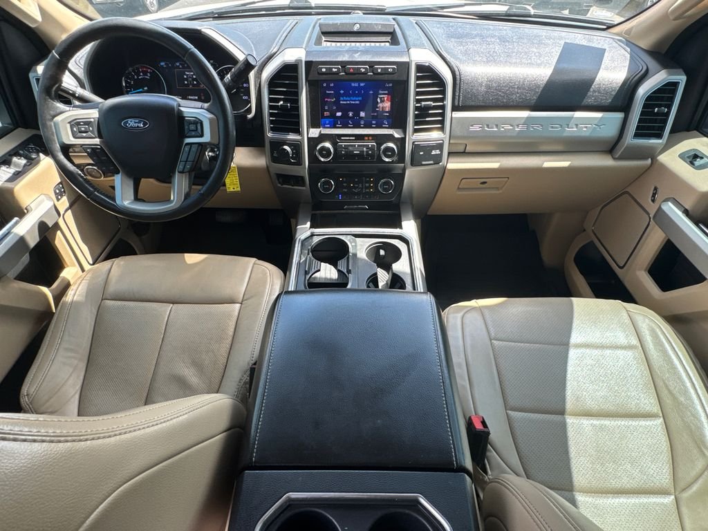 Used 2020 White Ford Lariat image 22