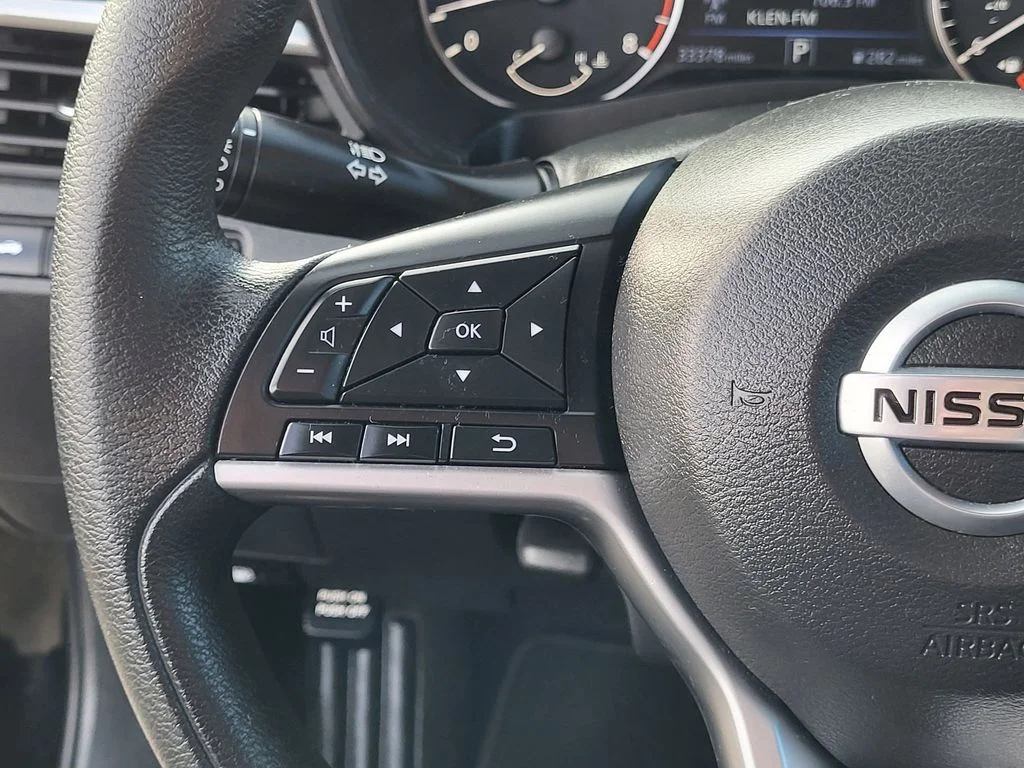 Certified Used 2022 Super Black Nissan 2.5 SV image 13