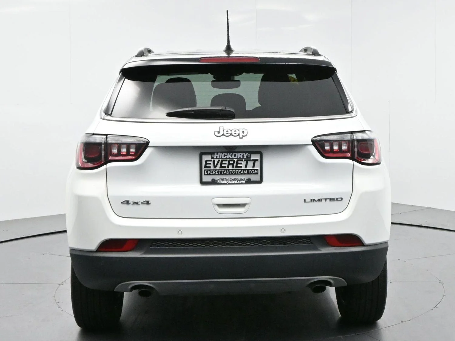 Used 2023 Bright White Clearcoat Jeep Limited image 6