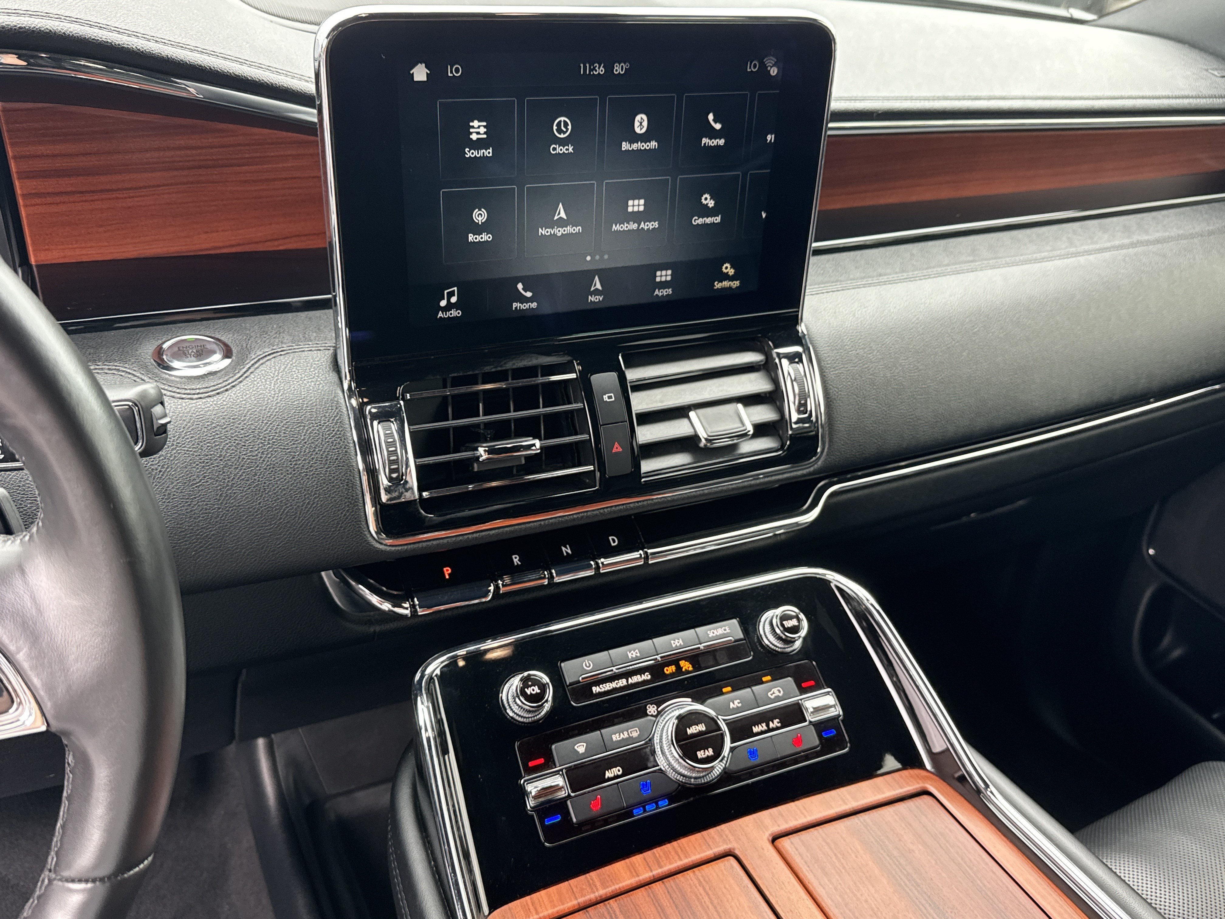 Used 2019 Infinite Black Metallic Lincoln Select image 34