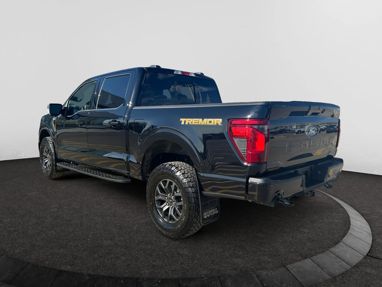 New 2026 Agate Black Metallic Ford Tremor image 3