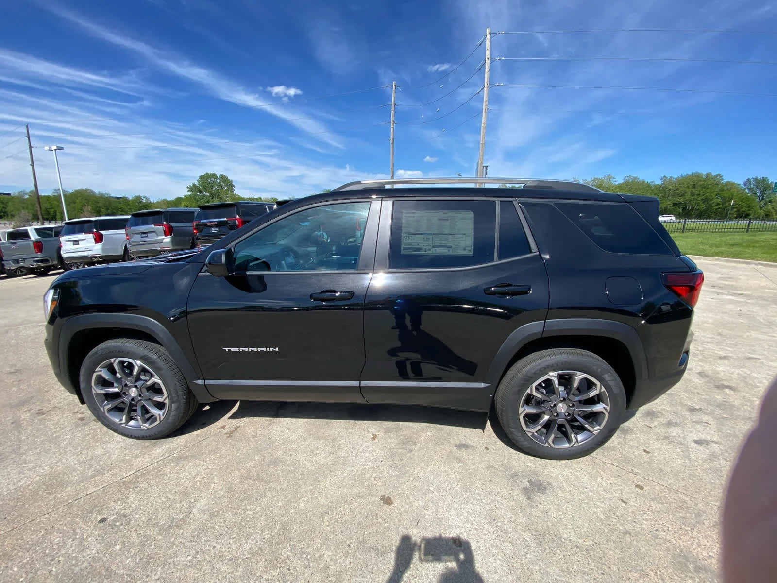 New 2026 Ebony Twilight Metallic GMC Elevation image 5