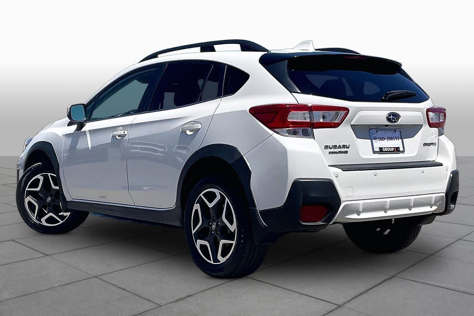 Used 2019 Crystal White Pearl Subaru Limited image 11