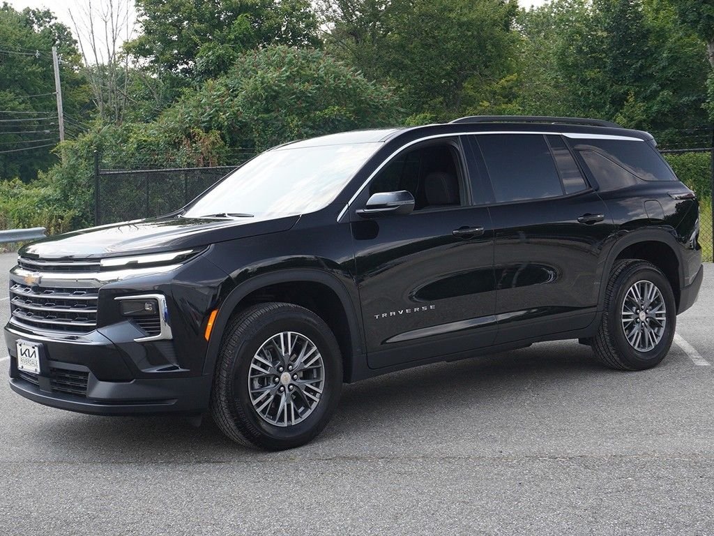 Used 2025 Black Chevrolet LT image 12