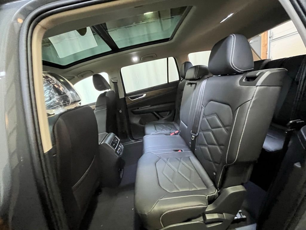 New 2026 Gray Volkswagen 2.0T SE w/Technology image 22