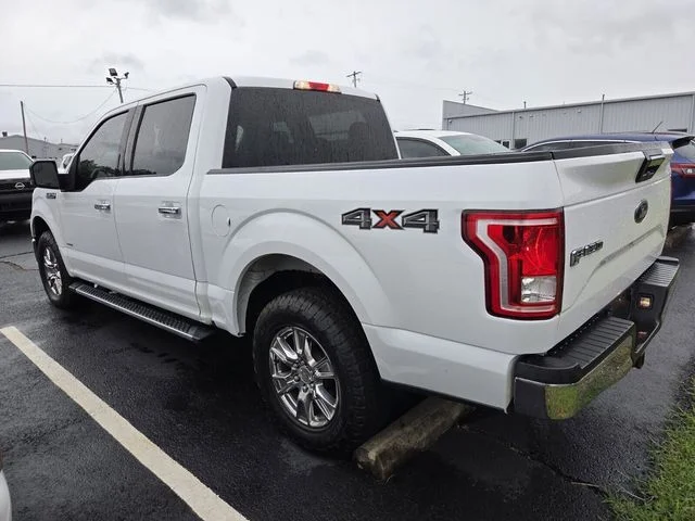 Used 2017 White Ford XLT image 9