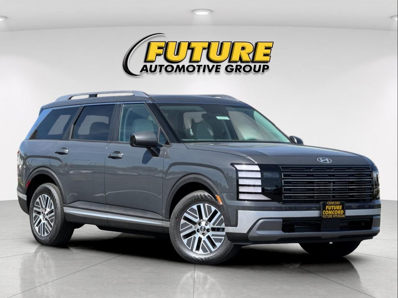 New 2026 Gray Hyundai SEL 8P image 1