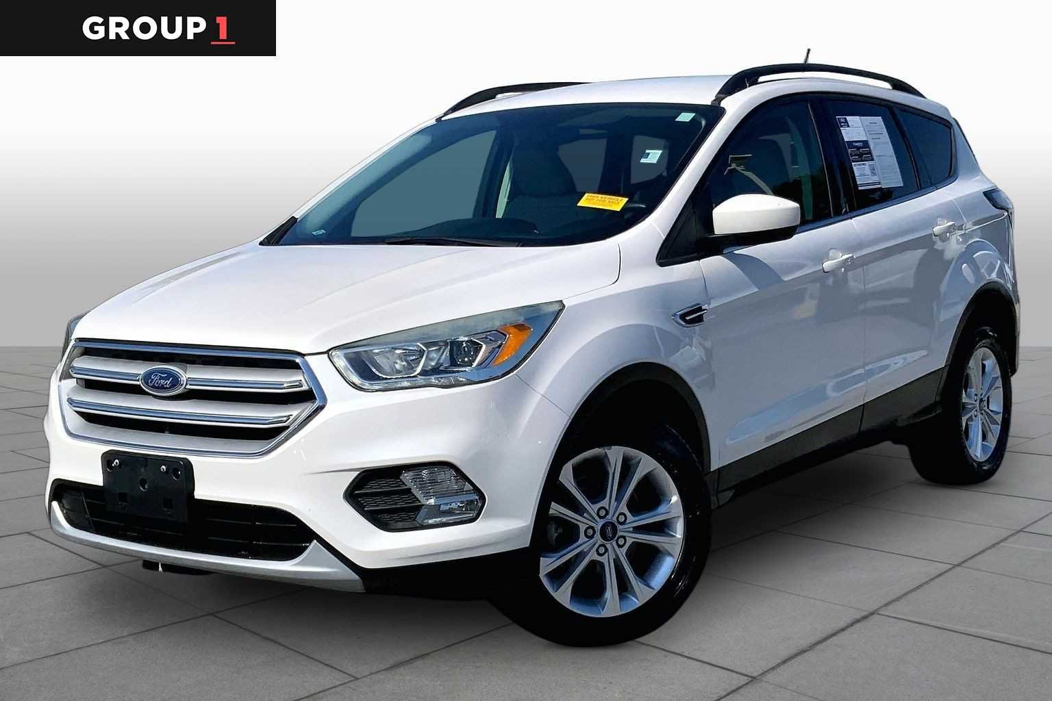 2018 Ford Escape SEL's photo