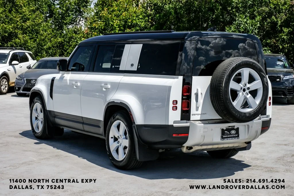 Used 2024 Fuji White Land Rover S image 12