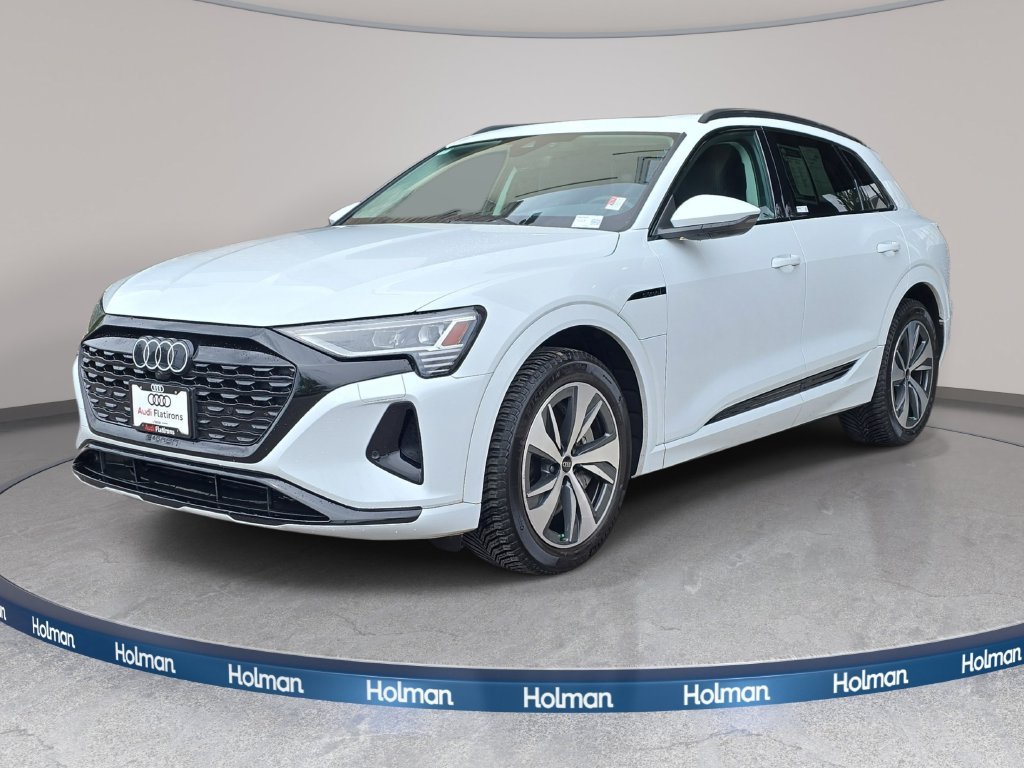 2024 Audi Q8 e-tron