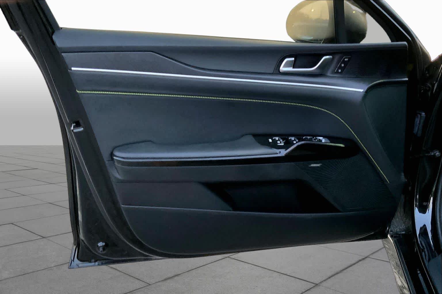 Used 2026 Aurora Black Pearl Kia GT image 19