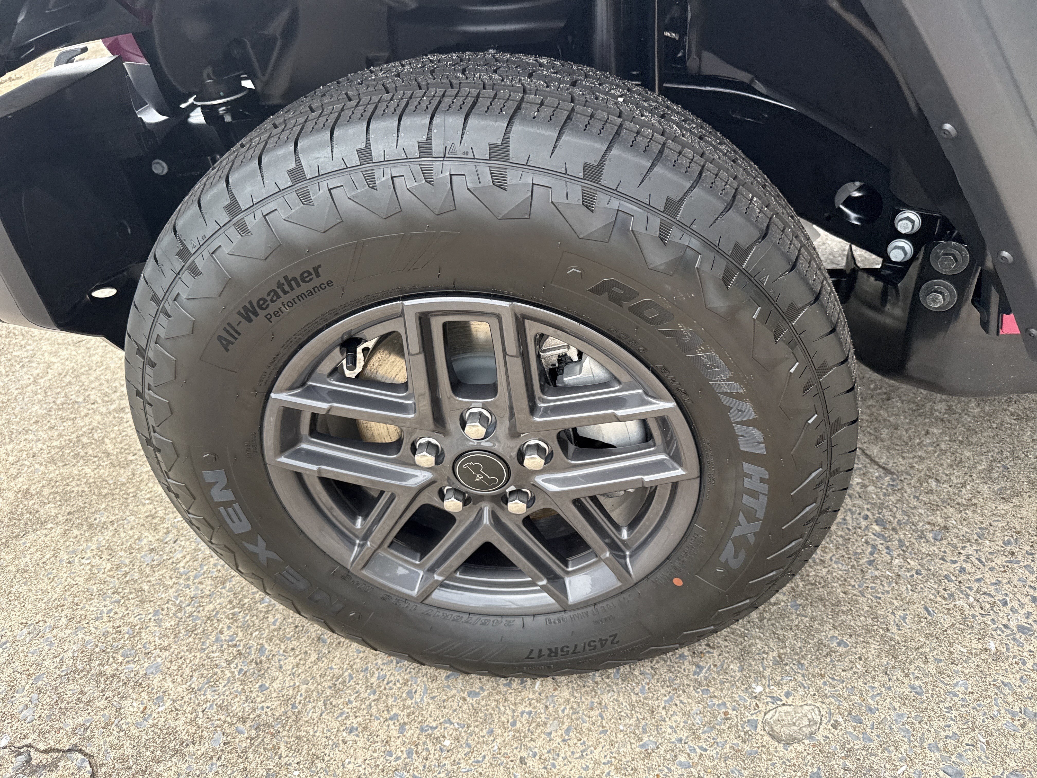 New 2026 Tuscadero Pearlcoat Jeep Sport S image 11