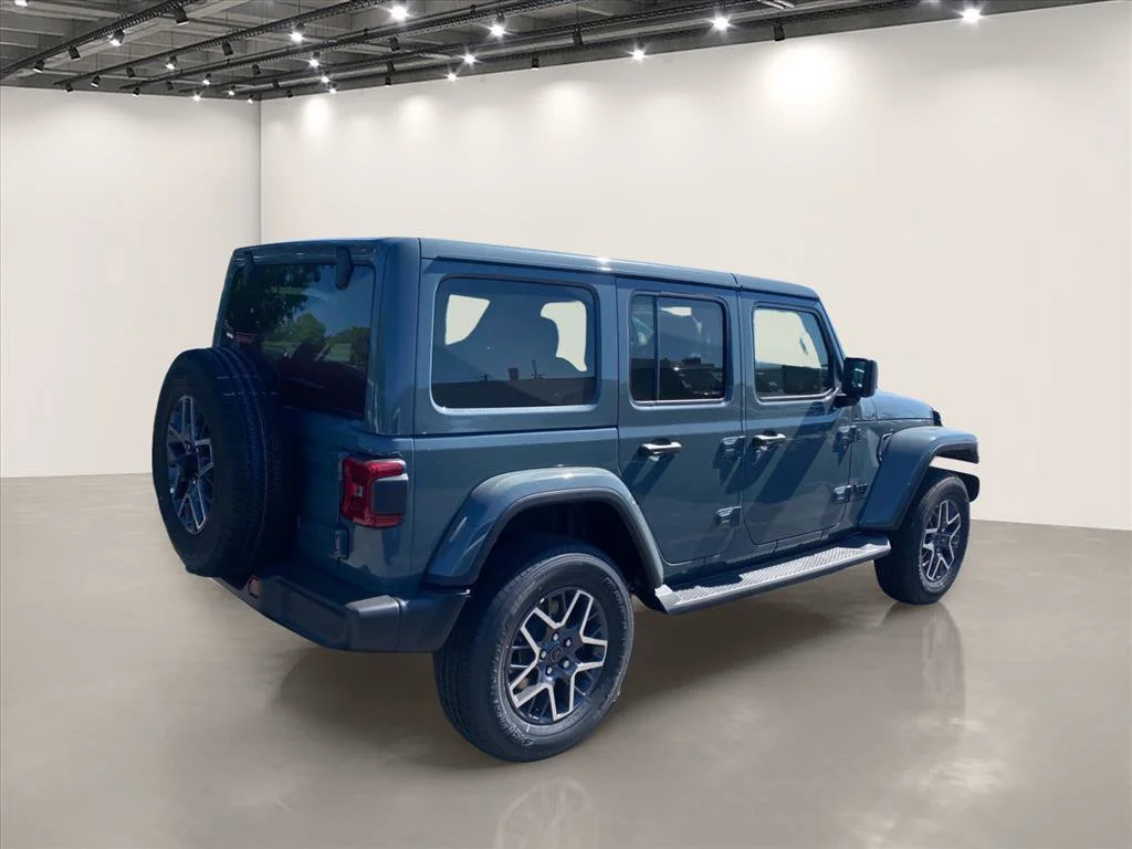 New 2026 Anvil Clear-Coat Exterior Paint Jeep Sahara image 4
