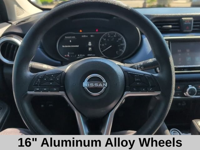 2025 Nissan Versa Sedan SV - Photo 10