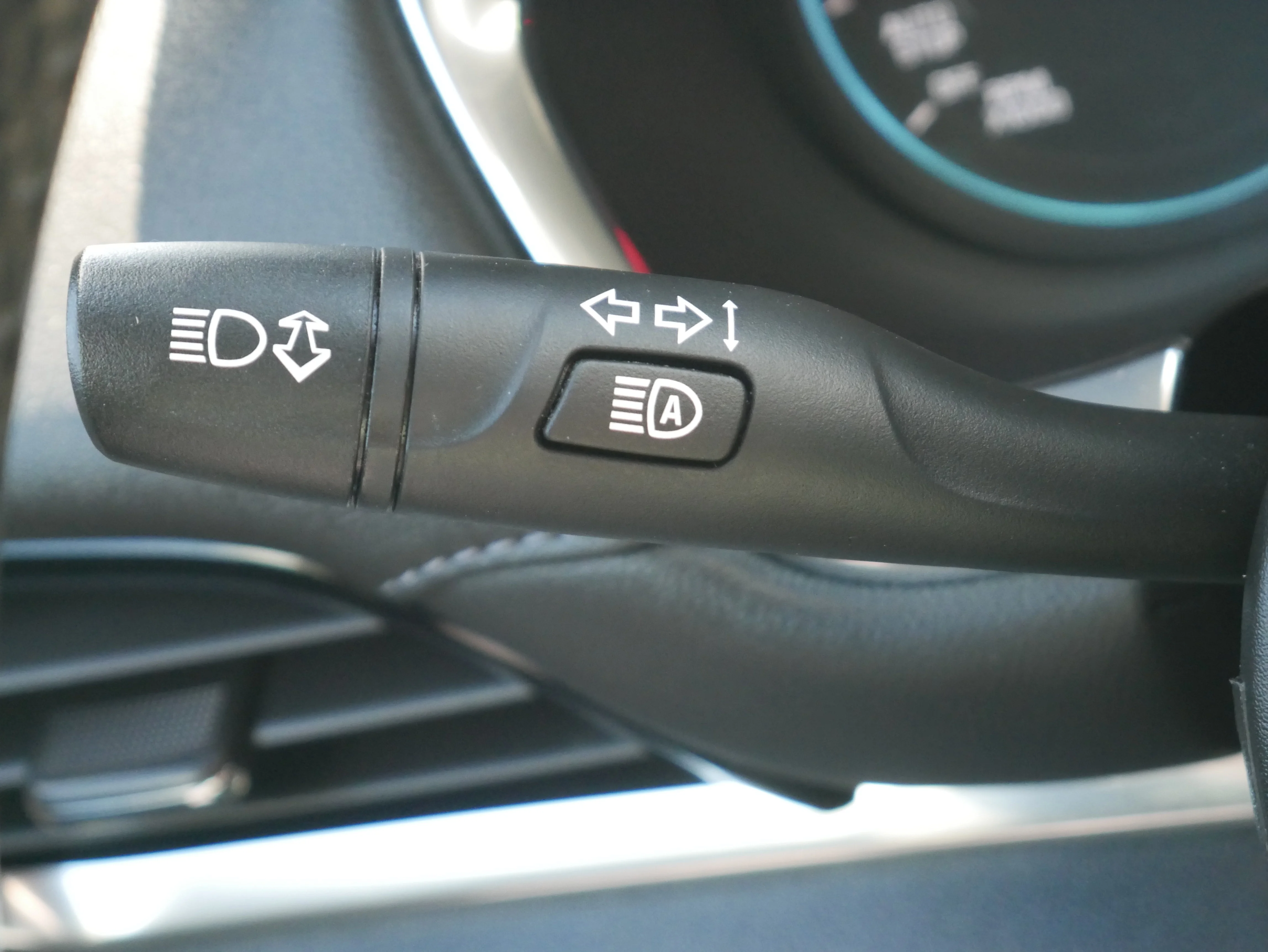 Certified Used 2023 Mosaic Black Metallic Chevrolet LT Cloth image 28