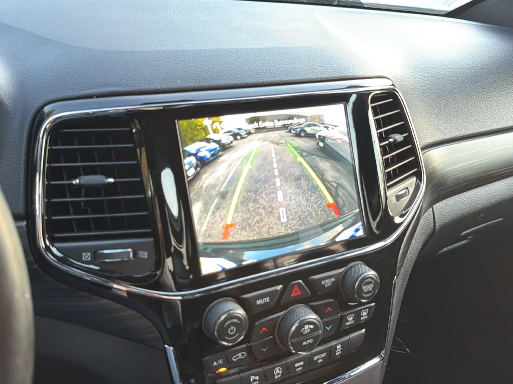 Used 2021 Gray Jeep Laredo X image 15