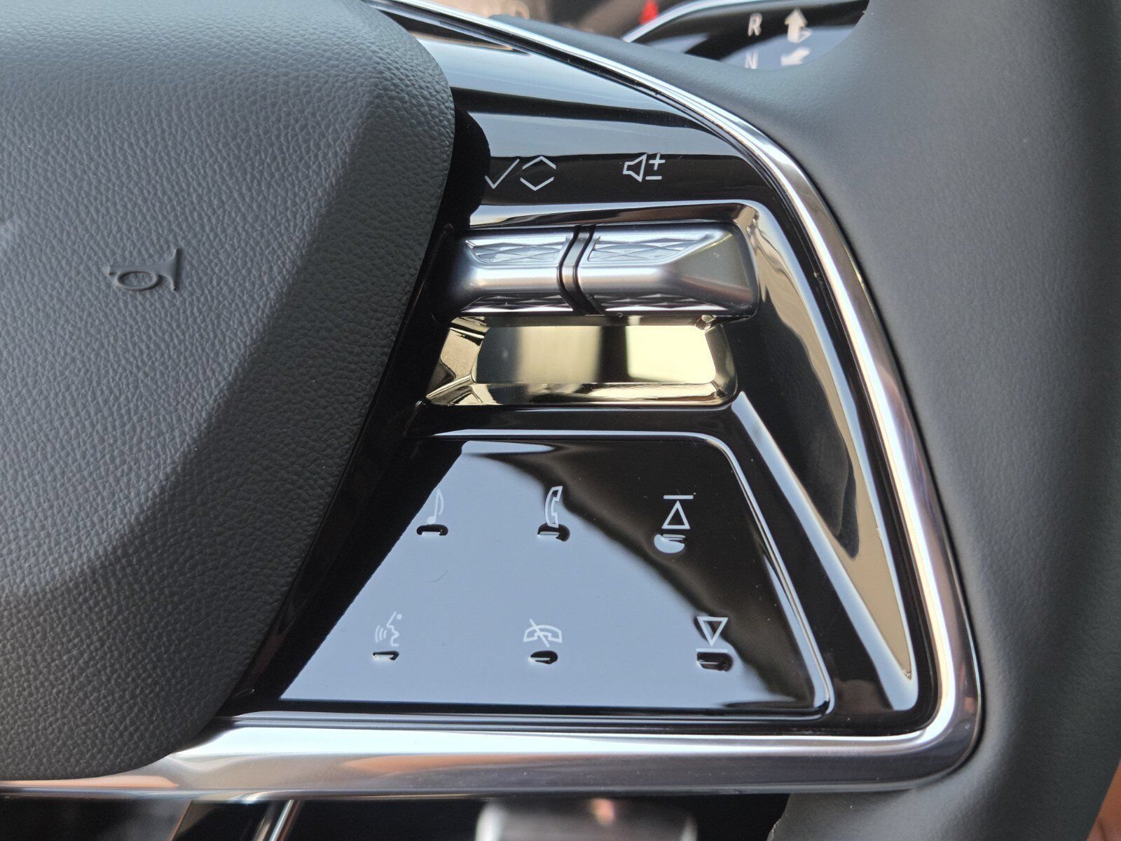 2026 Cadillac OPTIQ Premium Sport - Photo 22
