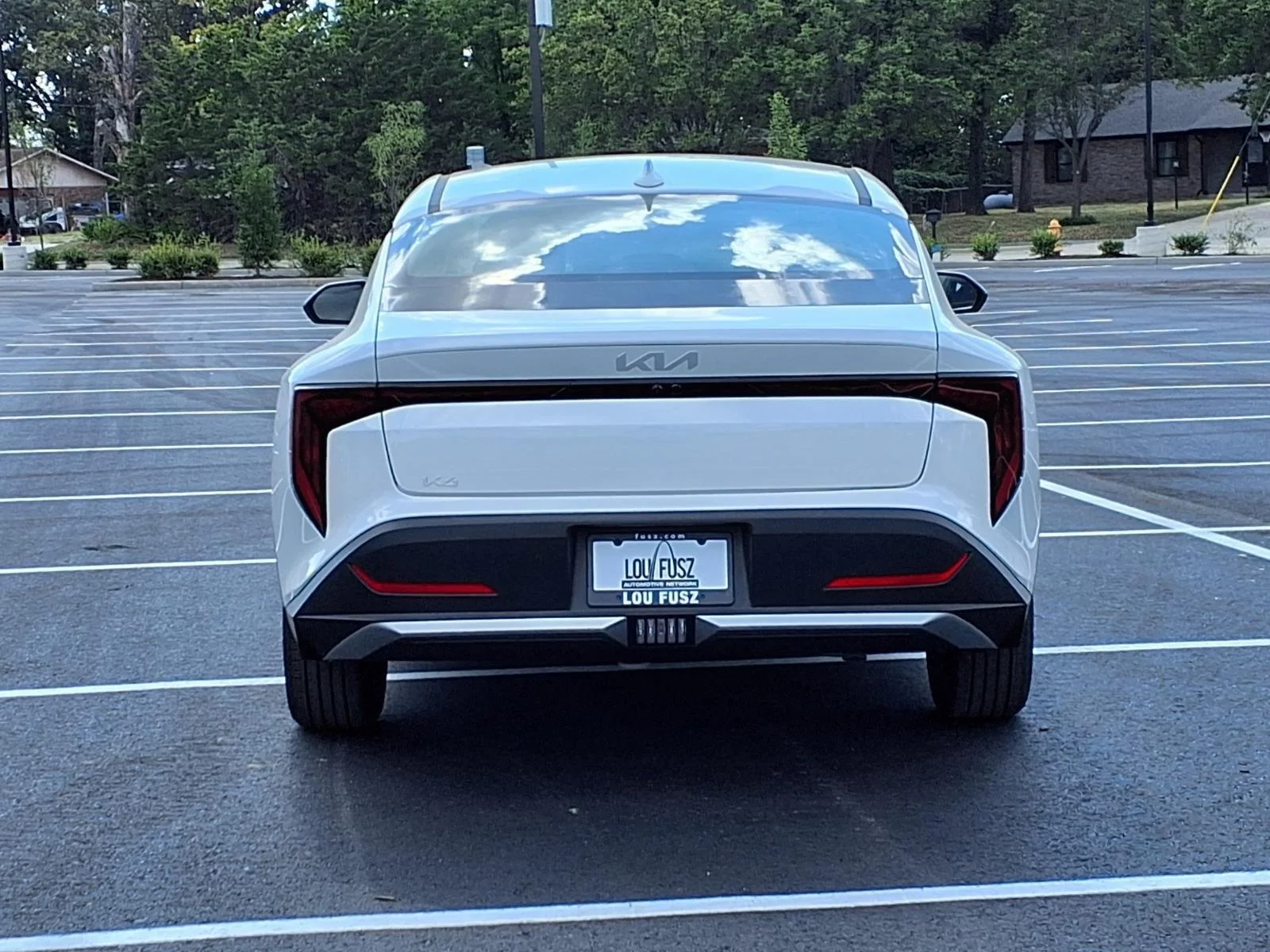 New 2026 Snow White Pearl Kia LXS image 17