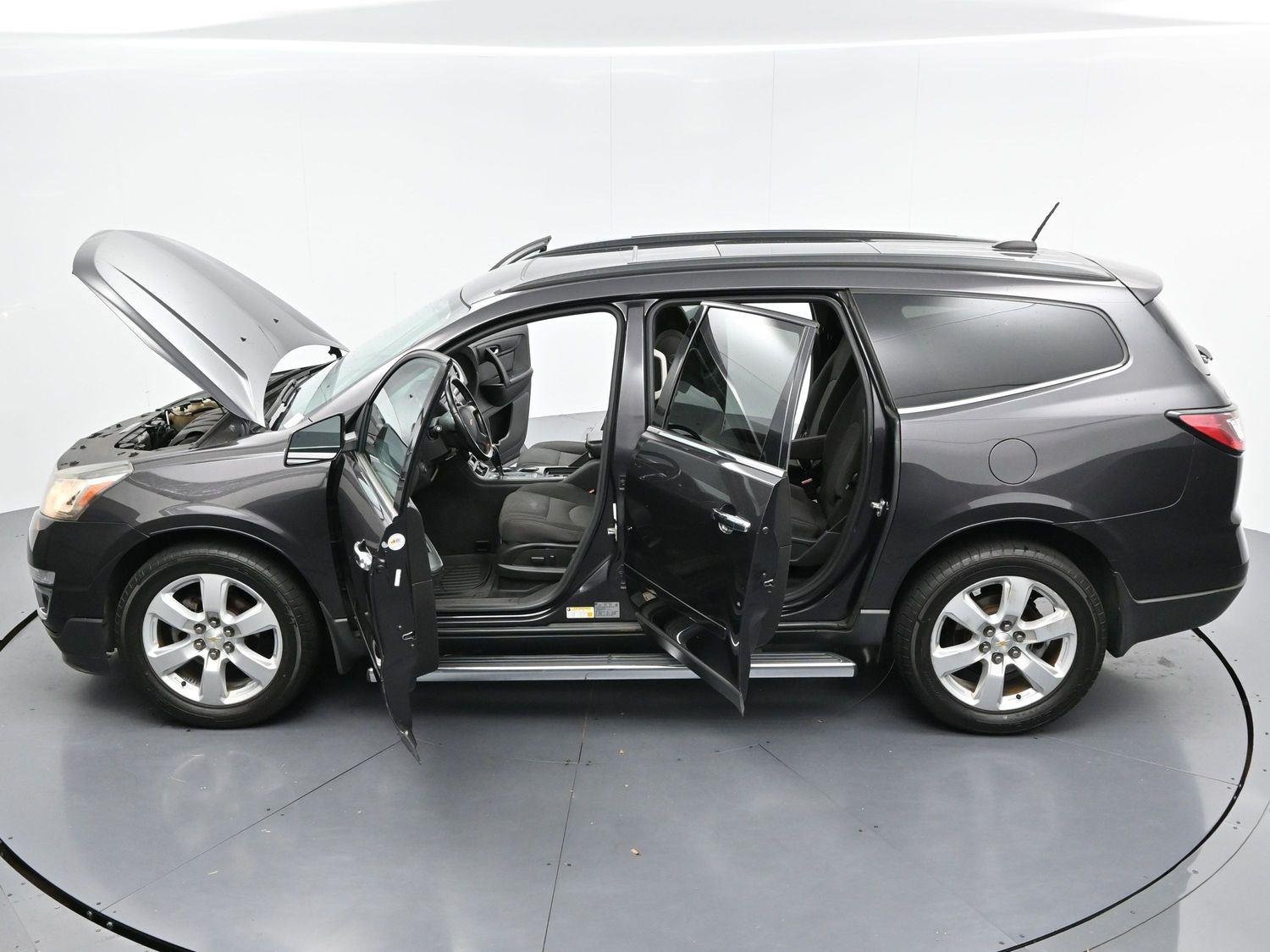 Used 2016 Tungsten Metallic Chevrolet LT image 40