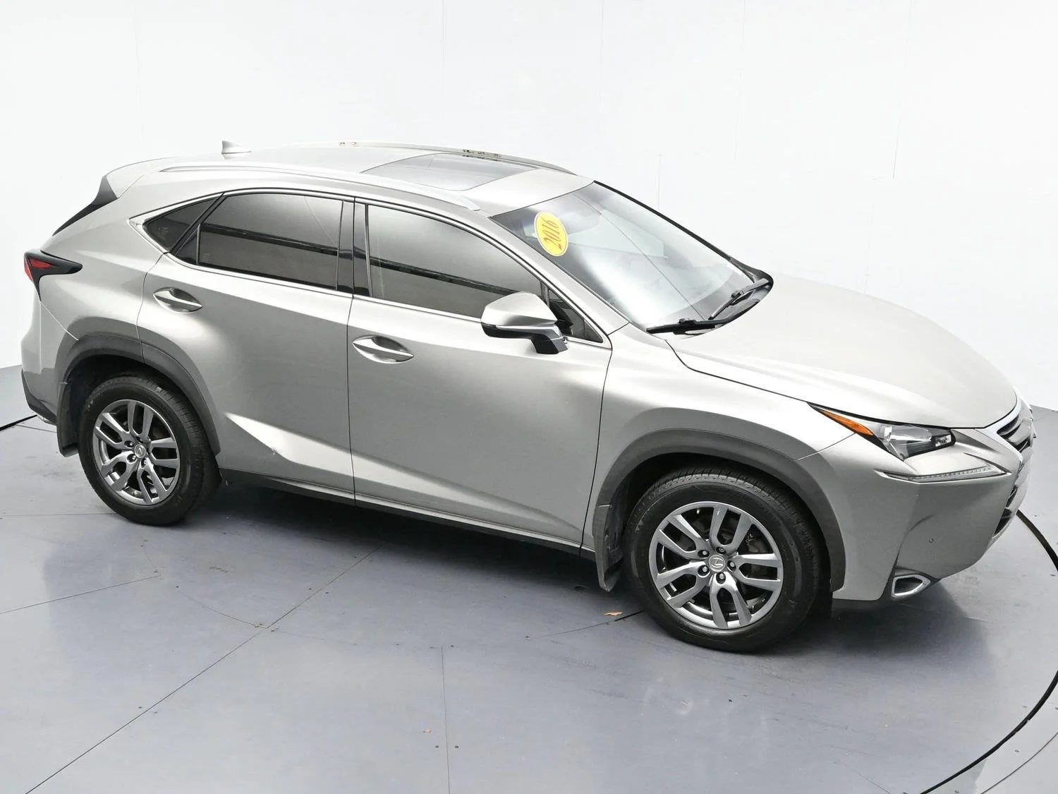 Used 2016 Atomic Silver Lexus F Sport image 45