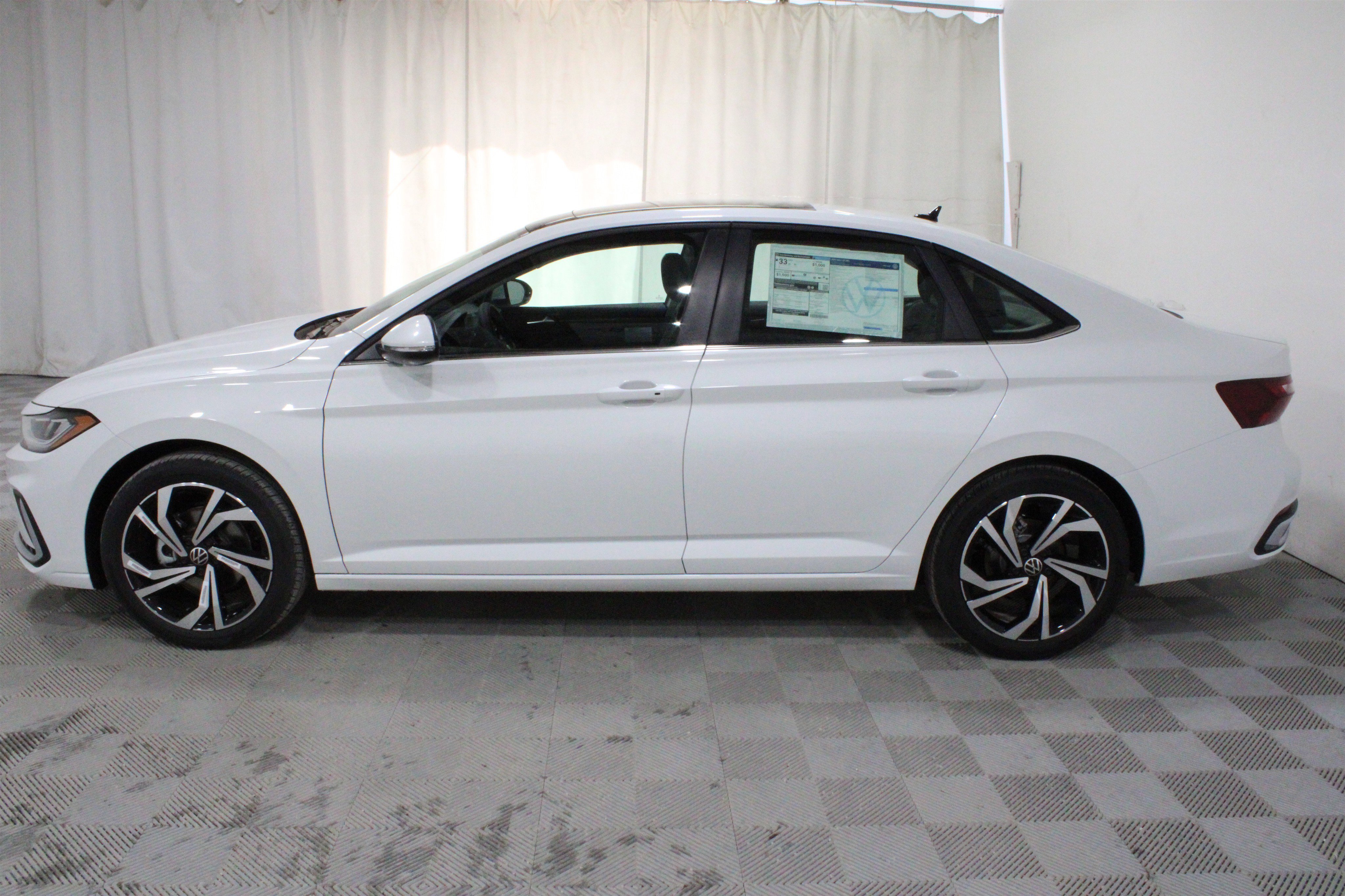 New 2026 Opal White Pearl Volkswagen SEL image 30