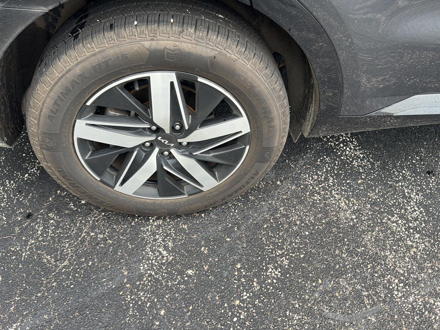 Used 2022 Gravity Grey Kia S image 10
