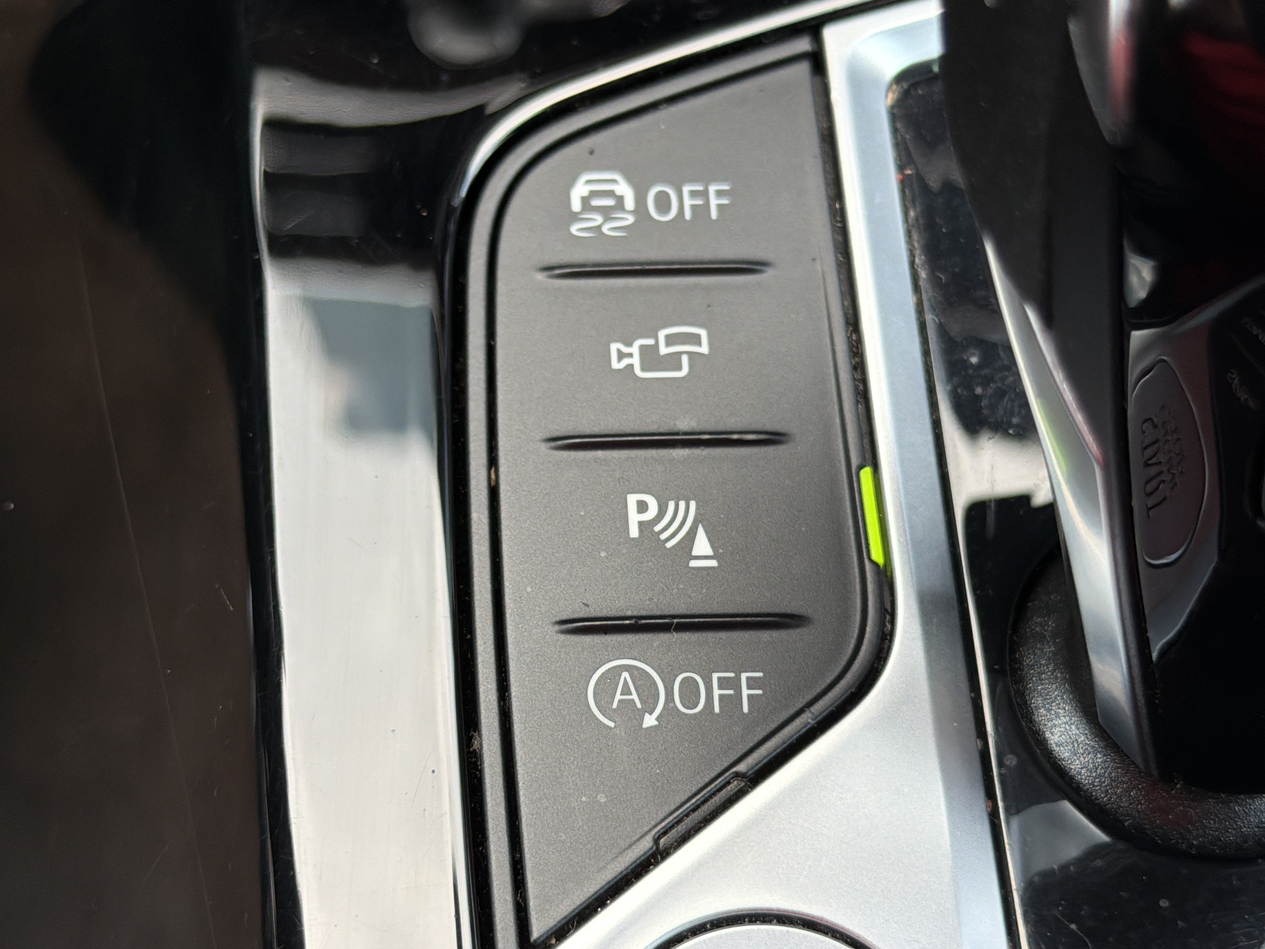Used 2023 Dark Graphite Metallic BMW sDrive30i image 11