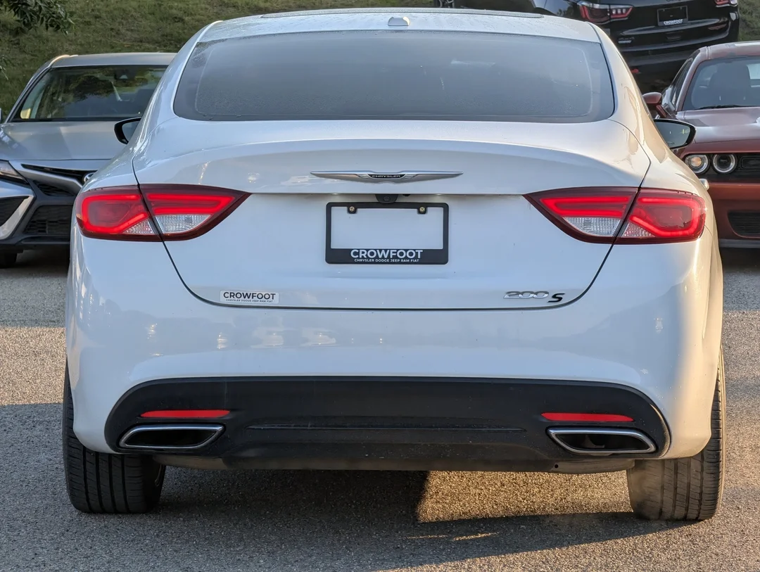 Certified Used 2016 White Chrysler S - 8.4 Touchscreen - V-6 - ParkView Camera & MOre image 7